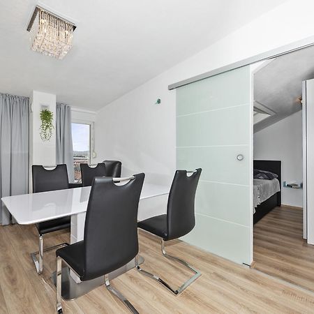 Apartment Nikola トロギール エクステリア 写真