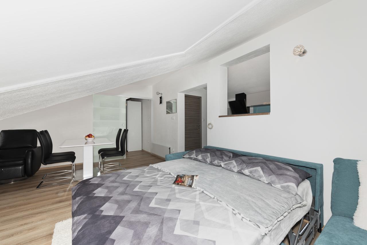 Apartment Nikola トロギール エクステリア 写真