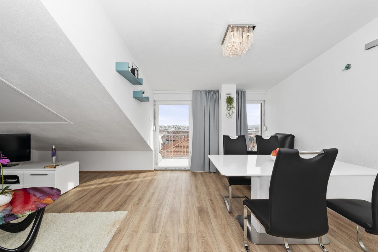 Apartment Nikola トロギール エクステリア 写真